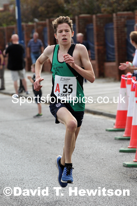 Boys under-15s 2021 Northern 6 and 4 Stage and Young Athletes Road Relays, Redcar. Photo: David T. Hewitson/Sports for All Pics